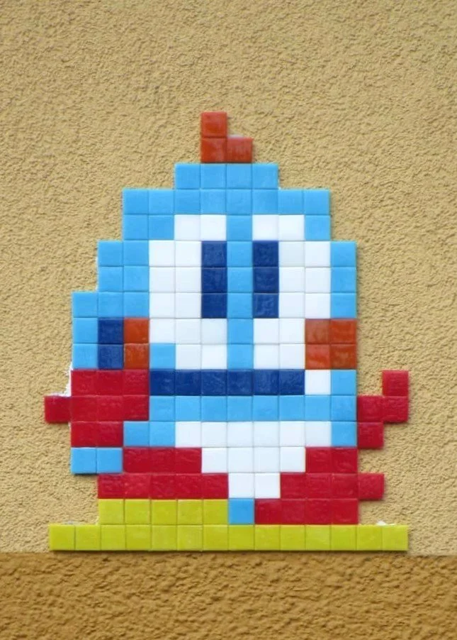 Invader: The Pioneer of the Rubikcubsim Art Style